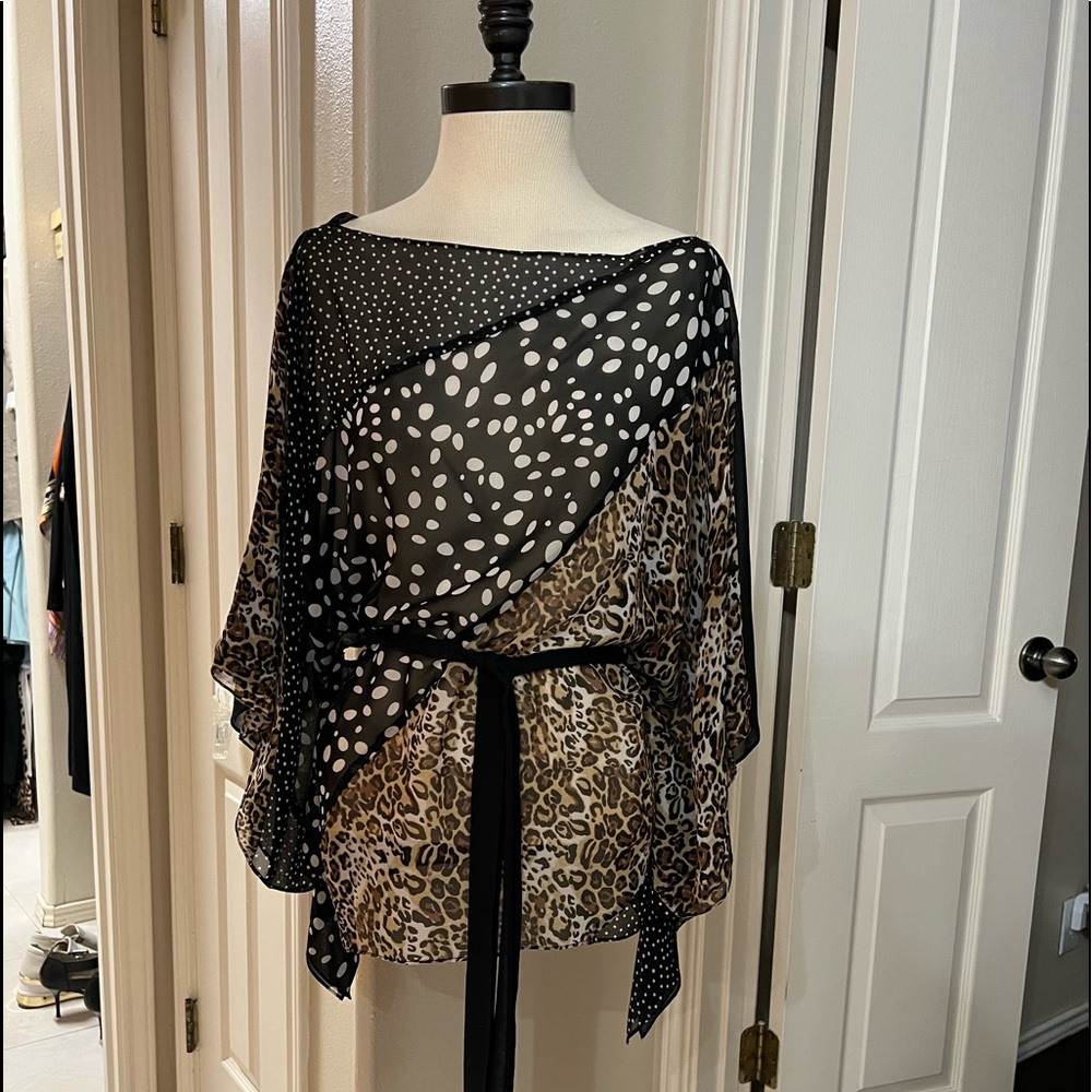 Bebe animal print blouse